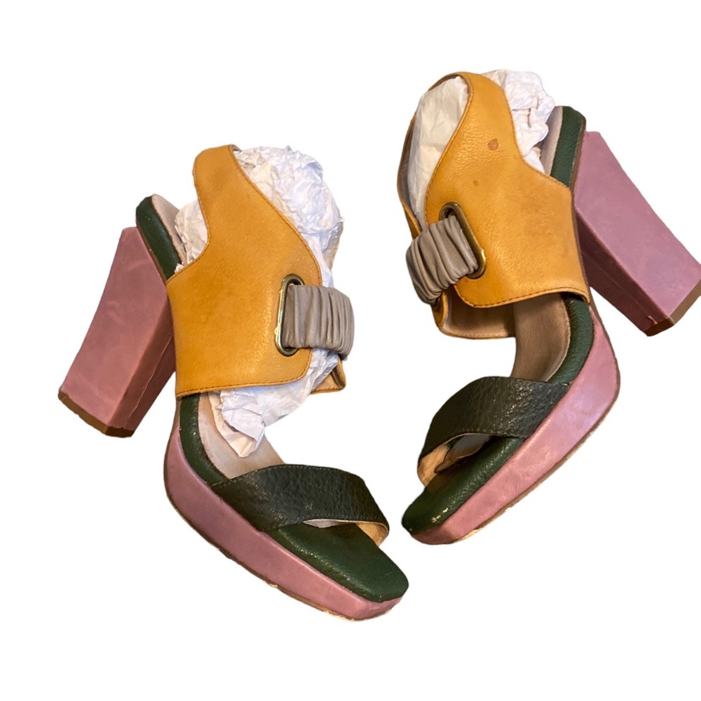 Faryl Robin Heels